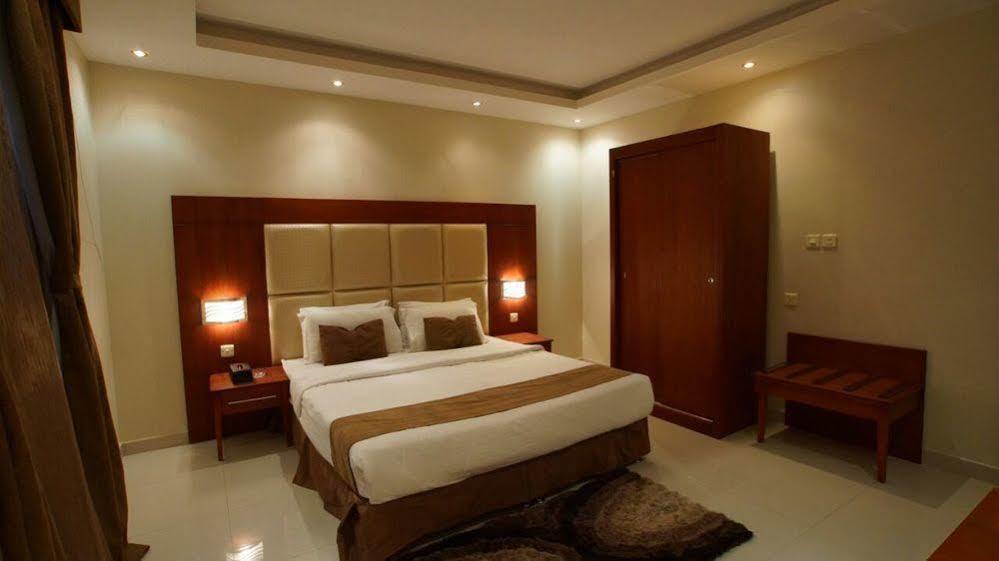 Al Muhaidb Hotel Apartments 24 Riade Exterior foto